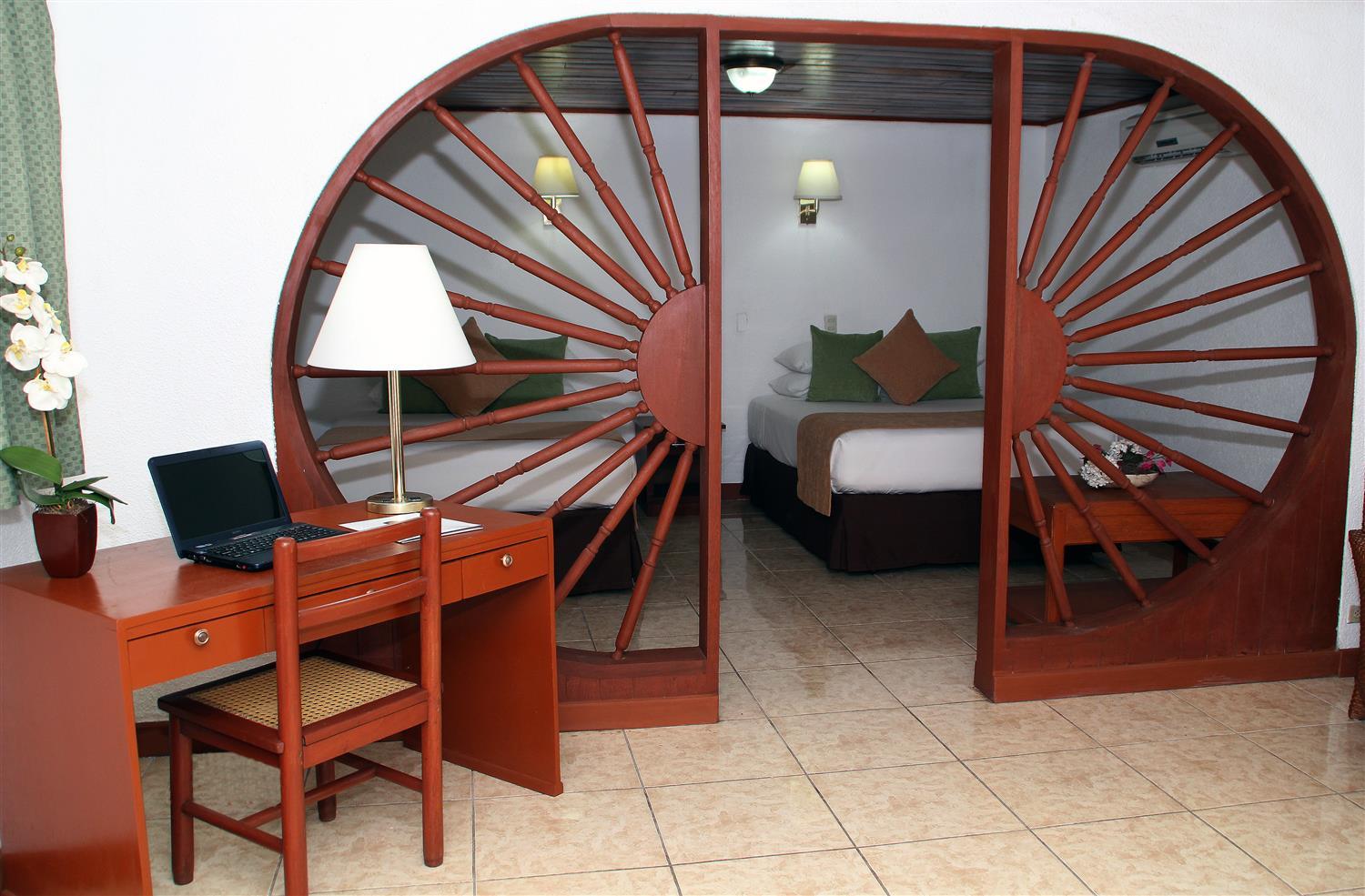 Best Western Las Mercedes Airport Managua Exterior foto