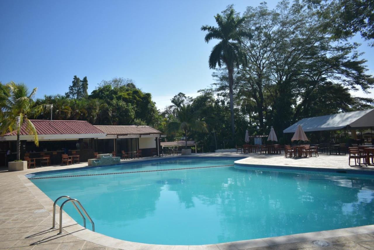 Best Western Las Mercedes Airport Managua Exterior foto